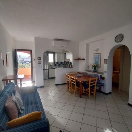 Le Canne Apt 1 San Teodoro  Esterno foto